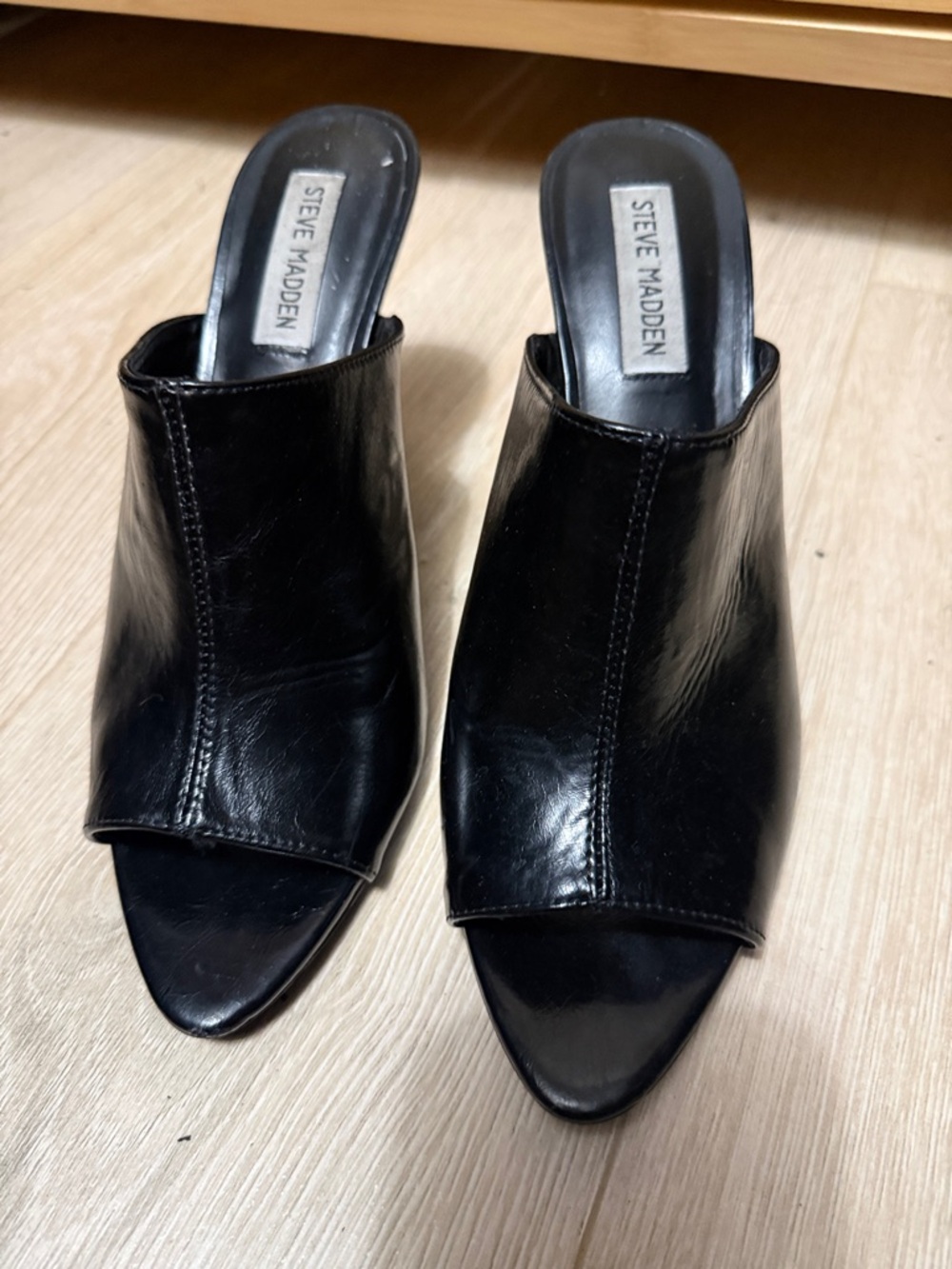Steve Madden Black Leather Peep-Toe Mule Slides